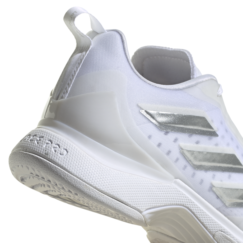 Adidas Avacourt (HQ8404)